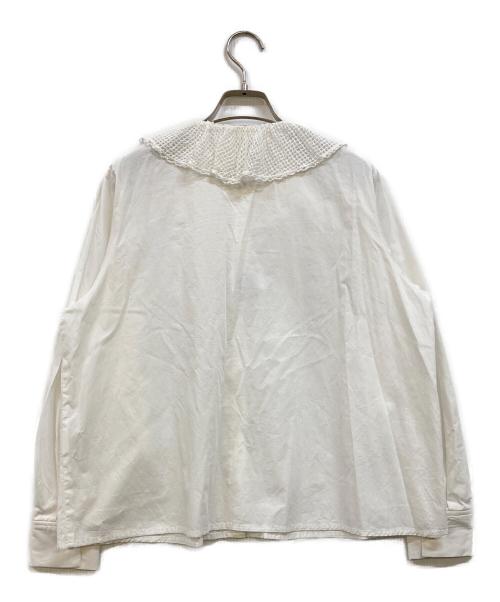 fig（フィグ）FIG (フィグ) カットワークカラーブラウス ホワイト サイズ:F 未使用品の古着・服飾アイテム