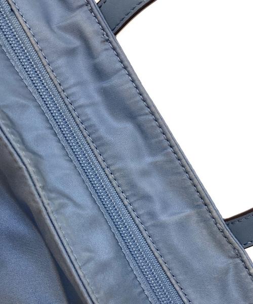 MICHAEL KORS（マイケル・コース）MICHAEL KORS (マイケル・コース) Khai Nylon Cargo Tote Bag ブルーの古着・服飾アイテム