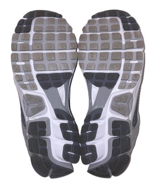 NIKE（ナイキ）NIKE (ナイキ) ZOOM VOMERO 5 シルバー サイズ:27㎝の古着・服飾アイテム