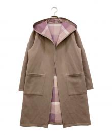 BLUE LABEL CRESTBRIDGE（ブルーレーベルクレストブリッジ）の古着「チェックリバーシブルダンボールコーディガン」｜ベージュ