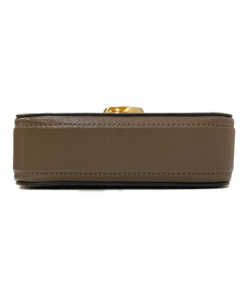 MARC JACOBS（マークジェイコブス）MARC JACOBS (マークジェイコブス) SNAPSHOT スナップショット ショルダーバッグ ベージュの古着・服飾アイテム