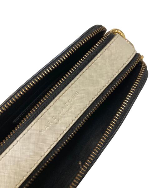 MARC JACOBS（マークジェイコブス）MARC JACOBS (マークジェイコブス) SNAPSHOT スナップショット ショルダーバッグ ベージュの古着・服飾アイテム
