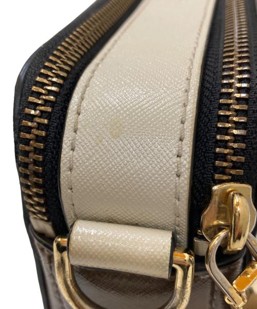 MARC JACOBS（マークジェイコブス）MARC JACOBS (マークジェイコブス) SNAPSHOT スナップショット ショルダーバッグ ベージュの古着・服飾アイテム