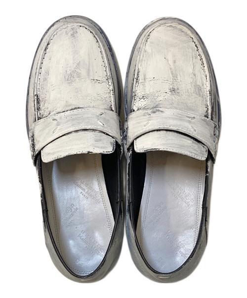 Maison Margiela（メゾンマルジェラ）Maison Margiela (メゾンマルジェラ) 4スティッチ/ペイント ローファー ブラック×ホワイト サイズ:36の古着・服飾アイテム