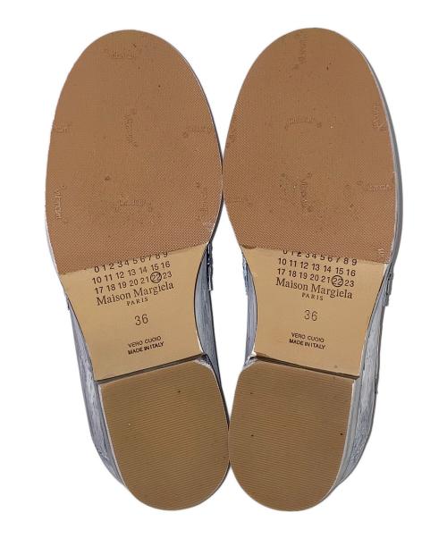 Maison Margiela（メゾンマルジェラ）Maison Margiela (メゾンマルジェラ) 4スティッチ/ペイント ローファー ブラック×ホワイト サイズ:36の古着・服飾アイテム