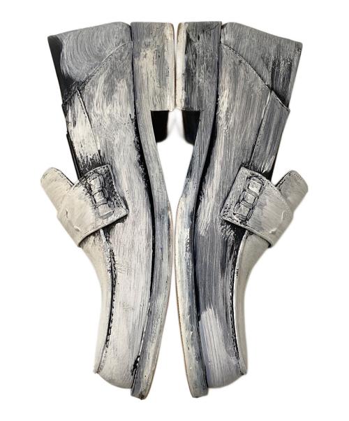 Maison Margiela（メゾンマルジェラ）Maison Margiela (メゾンマルジェラ) 4スティッチ/ペイント ローファー ブラック×ホワイト サイズ:36の古着・服飾アイテム