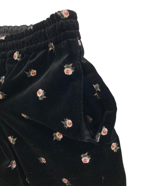 CABAN（キャバン）CABaN (キャバン) PETIT ROSEプリントパンツ ブラック サイズ:Fの古着・服飾アイテム