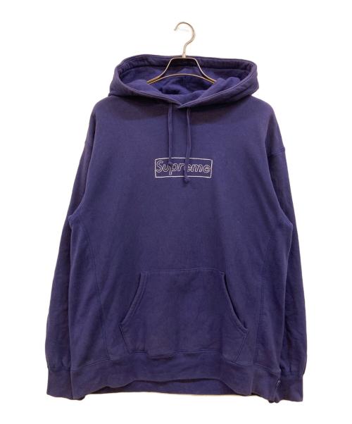 SUPREME（シュプリーム）SUPREME (シュプリーム) KAWS Chalk Logo Hooded Sweatshirt パープル サイズ:Ｌの古着・服飾アイテム