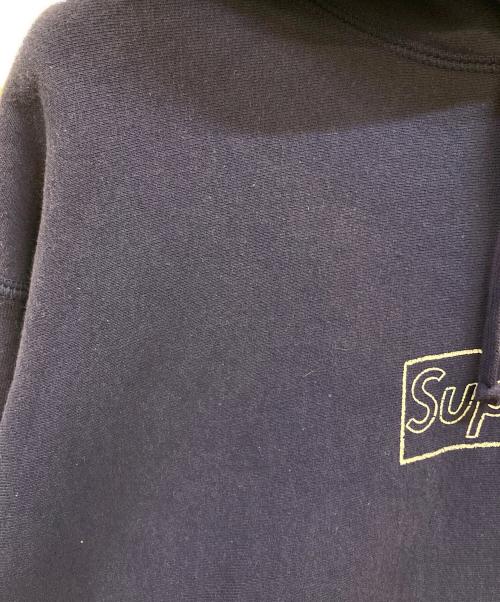 SUPREME（シュプリーム）SUPREME (シュプリーム) KAWS Chalk Logo Hooded Sweatshirt パープル サイズ:Ｌの古着・服飾アイテム