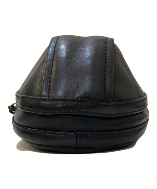 corbo（コルボ）CORBO (コルボ) レザーショルダーバッグ ブラックの古着・服飾アイテム
