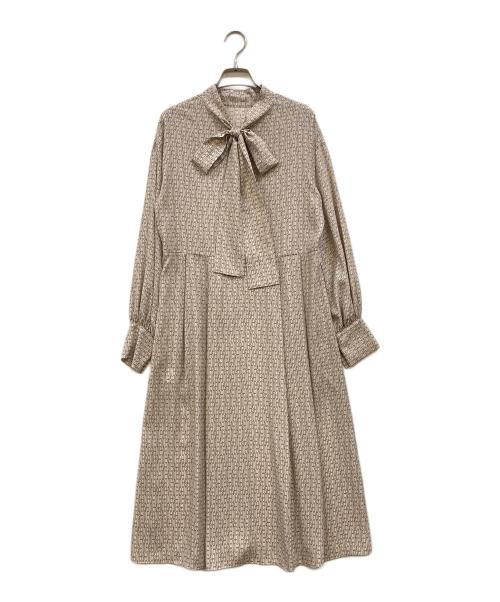 BALLSEY（ボールジィ）BALLSEY (ボールジィ) モノグラムプリント フロンタブルボウタイワンピース ベージュ サイズ:Sの古着・服飾アイテム