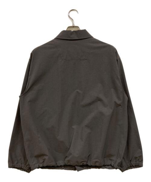 BEAUTY&YOUTH UNITED ARROWS（ビューティーアンドユースユナイテッドアローズ）BEAUTY&YOUTH UNITED ARROWS (ビューティーアンドユースユナイテッドアローズ) 360°MASTER 2.0 4ボタン コーチジャケット グレー サイズ:Ｍの古着・服飾アイテム