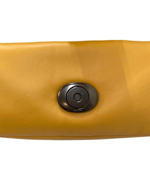 COACH（コーチ）COACH (コーチ) ピロータビーショルダーバッグ イエローの古着・服飾アイテム