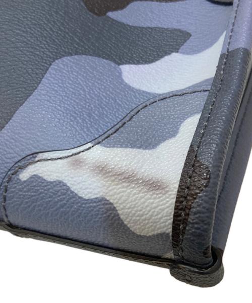 COACH（コーチ）COACH (コーチ) カモフラチェーンショルダーバッグ ネイビーの古着・服飾アイテム