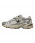 NEW BALANCE (ニューバランス) ML725CG ホワイト×シルバー サイズ:26㎝ 未使用品：12000円