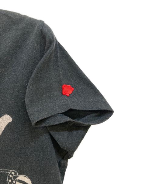 SEVESKIG（セヴシグ）SEVESKIG (セヴシグ) HARLEM VACATIONS プリントTシャツ グレー サイズ:Sの古着・服飾アイテム