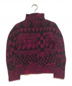 me ISSEY MIYAKEミーイッセイ ミヤケ）の古着「Geometric Print Stretch Pleated High-Neck Top」｜レッド×ブラック