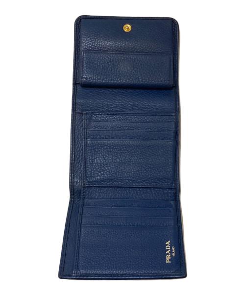 PRADA（プラダ）PRADA (プラダ) ロゴエンブレム 3つ折りレザーウォレット ブルーの古着・服飾アイテム