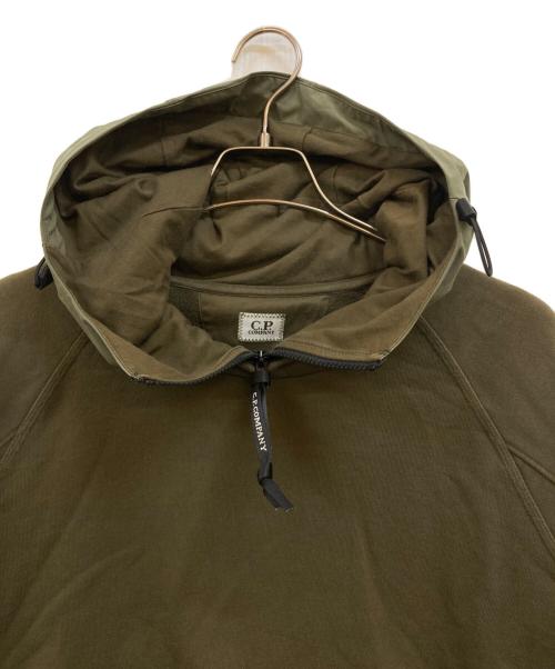 C.P COMPANY（シーピーカンパニー）C.P COMPANY (シーピーカンパニー) スウェット切替 ゴーグルプルオーバーパーカー オリーブ サイズ:XXLの古着・服飾アイテム