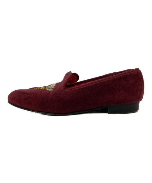 Tricker's（トリッカーズ）Tricker's (トリッカーズ) ベルベットスリッポンシューズ レッド サイズ:7 1/2の古着・服飾アイテム
