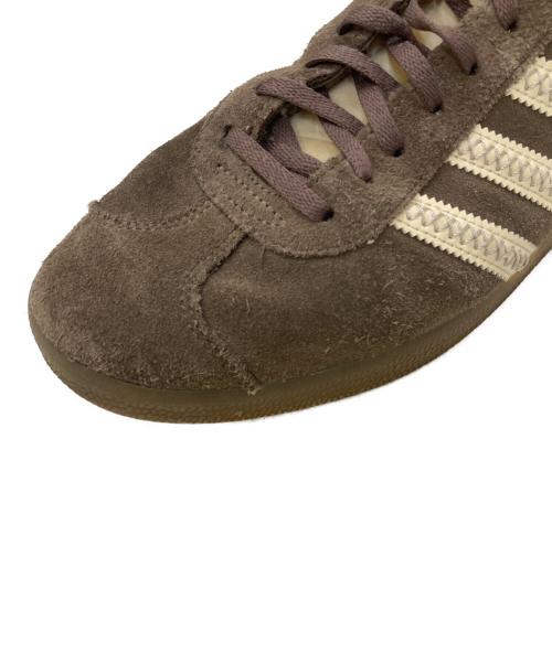 adidas（アディダス）adidas (アディダス) GAZELLLE/ローカットスニーカー ブラウン サイズ:US9.5 (27.5cm)の古着・服飾アイテム