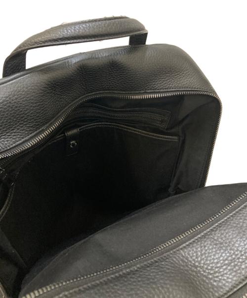 TOD'S（トッズ）TOD'S (トッズ) レザーリュック ブラックの古着・服飾アイテム
