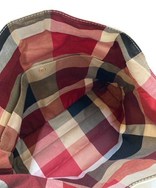 BLUE LABEL CRESTBRIDGE（ブルーレーベルクレストブリッジ）BLUE LABEL CRESTBRIDGE (ブルーレーベルクレストブリッジ) デニムショルダーバッグ ホワイト 未使用品の古着・服飾アイテム