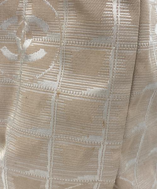 CHANEL（シャネル）CHANEL (シャネル) ニュートラベルライン トートバッグ ベージュの古着・服飾アイテム