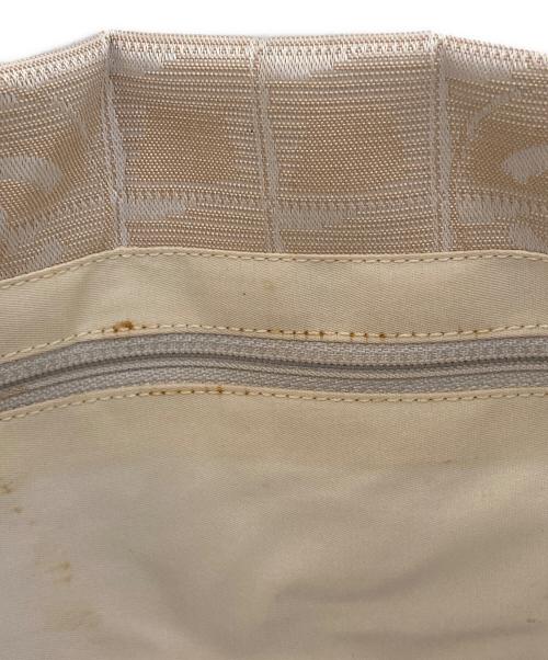 CHANEL（シャネル）CHANEL (シャネル) ニュートラベルライン トートバッグ ベージュの古着・服飾アイテム
