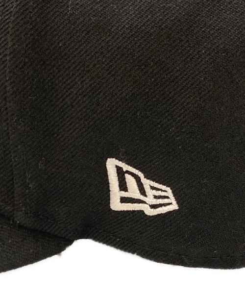 UNDERCOVER（アンダーカバー）UNDERCOVER (アンダーカバー) New Era (ニューエラ) ロゴ刺繍 コラボキャップ ブラックの古着・服飾アイテム