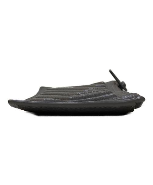 BALENCIAGA（バレンシアガ）BALENCIAGA (バレンシアガ) ストラップ付きカードケース グレーの古着・服飾アイテム