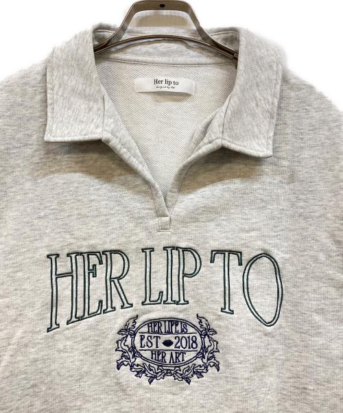 HER LIP TO（ハーリップトゥ）Her lip to (ハーリップトゥ) Embroidery Polo Sweatshirt グレー サイズ:Fの古着・服飾アイテム
