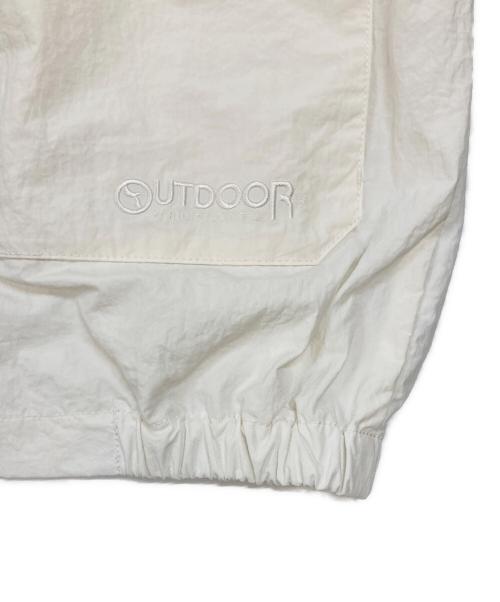 OUTDOOR PRODUCTS（アウトドア プロダクツ）OUTDOOR PRODUCTS (アウトドア プロダクツ) 撥水アスレチックブルゾン ホワイト サイズ:Ｍの古着・服飾アイテム