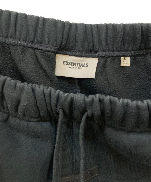 FOG ESSENTIALS（フィアオブゴッド エッセンシャル）FOG ESSENTIALS (フィアオブゴッド エッセンシャル) スウェットショーツ ブラック サイズ:Sの古着・服飾アイテム