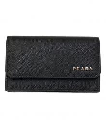 PRADA（プラダ）の古着「サフィアーノレザー カードケース」｜ブラック