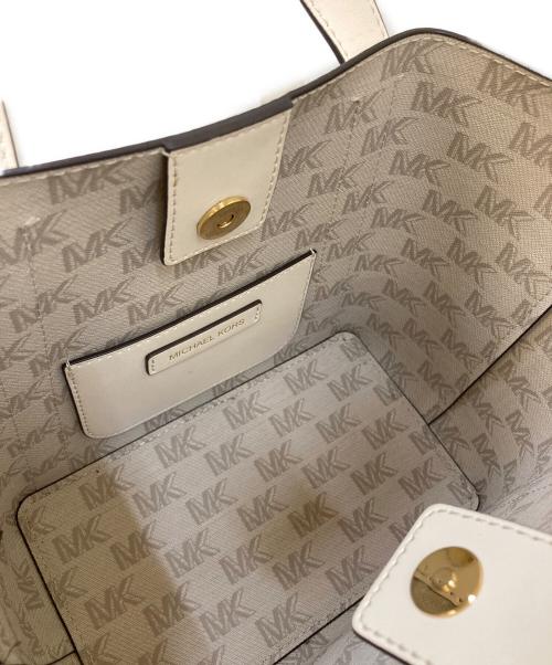 MICHAEL KORS（マイケルコース）MICHAEL KORS (マイケルコース) ハドリーレザーバッグ/トートバッグ ベージュの古着・服飾アイテム