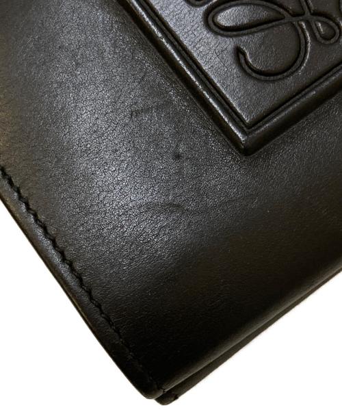 LOEWE（ロエベ）LOEWE (ロエベ) アナグラム サテンカーフ トライフォールド レザーウォレット ブラックの古着・服飾アイテム