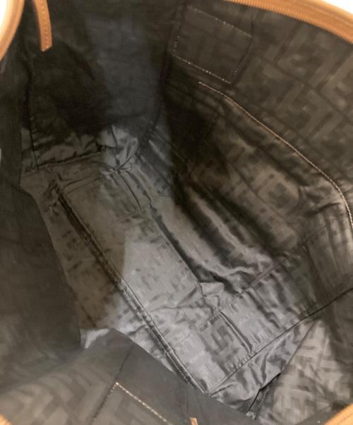 FENDI（フェンディ）FENDI (フェンディ) ズッカ柄 トートバッグ ベージュの古着・服飾アイテム