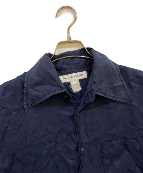 COMME des GARCONS SHIRT（コムデギャルソンシャツ）COMME des GARCONS SHIRT (コムデギャルソンシャツ) シルクライク S/Sステッチデザインシャツ ネイビー サイズ:Sの古着・服飾アイテム