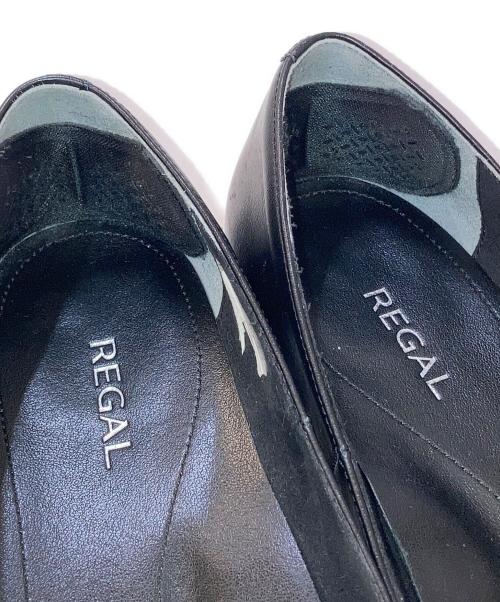 REGAL（リーガル）REGAL (リーガル) チェーンヒールパンプス ブラック サイズ:24の古着・服飾アイテム
