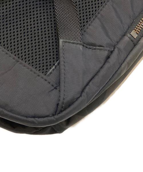 BLACK LABEL CRESTBRIDGE（ブラックレーベル クレストブリッジ）BLACK LABEL CRESTBRIDGE (ブラックレーベル クレストブリッジ) ライトウェイトバックパック ブラックの古着・服飾アイテム