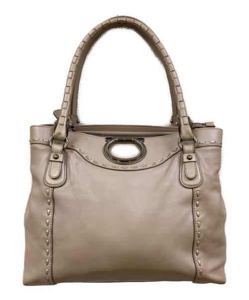 Salvatore Ferragamo（サルヴァトーレ フェラガモ）Salvatore Ferragamo (サルヴァトーレ フェラガモ) ガンチーニハンドバッグ ピンクベージュの古着・服飾アイテム
