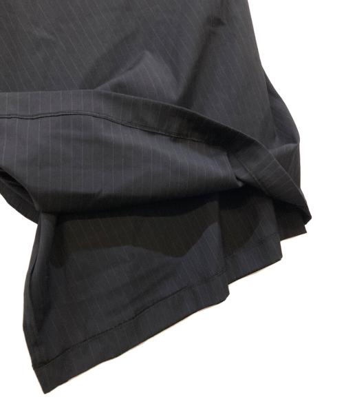 ROBE DE CHAMBRE COMME DES GARCONS（ローブドシャンブル コムデギャルソン）ROBE DE CHAMBRE COMME DES GARCONS (ローブドシャンブル コムデギャルソン) ストライプデザインスカート ネイビー サイズ:Ｍの古着・服飾アイテム