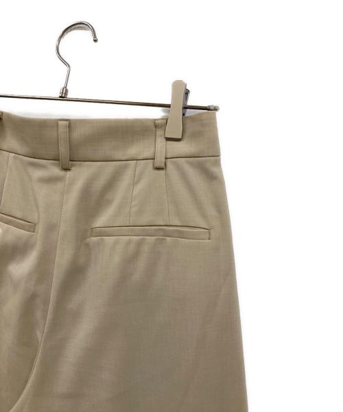 BALLSEY（ボールジィ）BALLSEY (ボールジィ) ポリエステルツイル ２タックスラックスパンツ ベージュ サイズ:36の古着・服飾アイテム