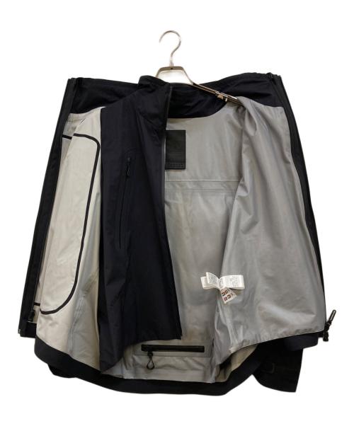 DESCENTE（デサント）DESCENTE (デサント) 2 IN 1 INTEGRATED DOWN JACKET ブラック サイズ:Lの古着・服飾アイテム