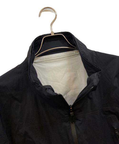 DESCENTE（デサント）DESCENTE (デサント) 2 IN 1 INTEGRATED DOWN JACKET ブラック サイズ:Lの古着・服飾アイテム