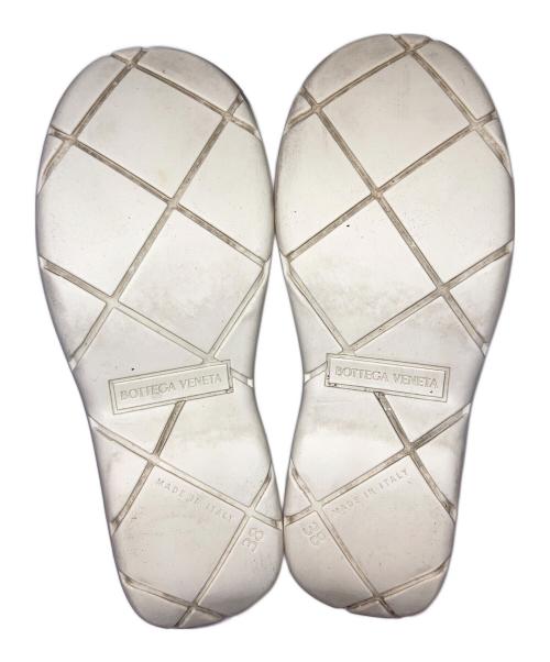 BOTTEGA VENETA（ボッテガベネタ）BOTTEGA VENETA (ボッテガベネタ) パドルブーツ クリーム サイズ:38の古着・服飾アイテム