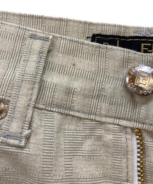 FENDI（フェンディ）FENDI (フェンディ) ズッカ総柄パンツ ベージュ サイズ:43の古着・服飾アイテム