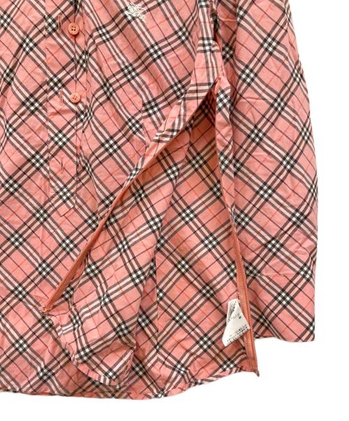 BURBERRY BLUE LABEL（バーバリー ブルー レーベル）BURBERRY BLUE LABEL (バーバリー ブルー レーベル) ホース刺繍ノバチェックプルオーバーシャツ ピンク サイズ:38の古着・服飾アイテム