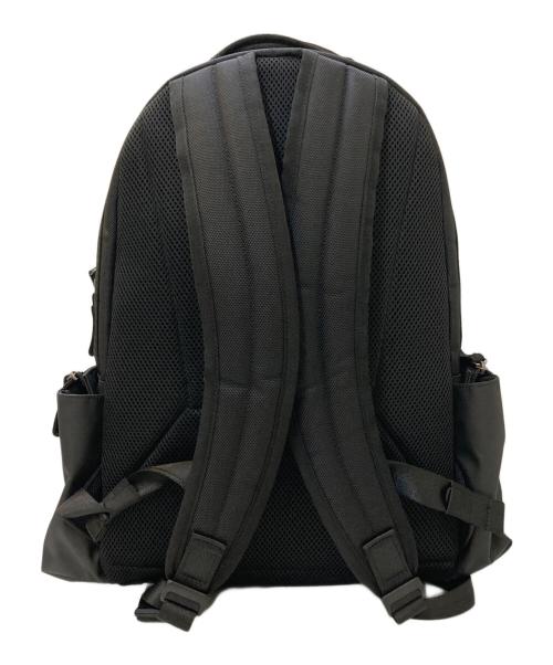TOKUI VIDEO STORE（トクイビデオストア）TOKUI VIDEO STORE (トクイビデオストア) AWESOME BACKPACK CAMPER ブラックの古着・服飾アイテム